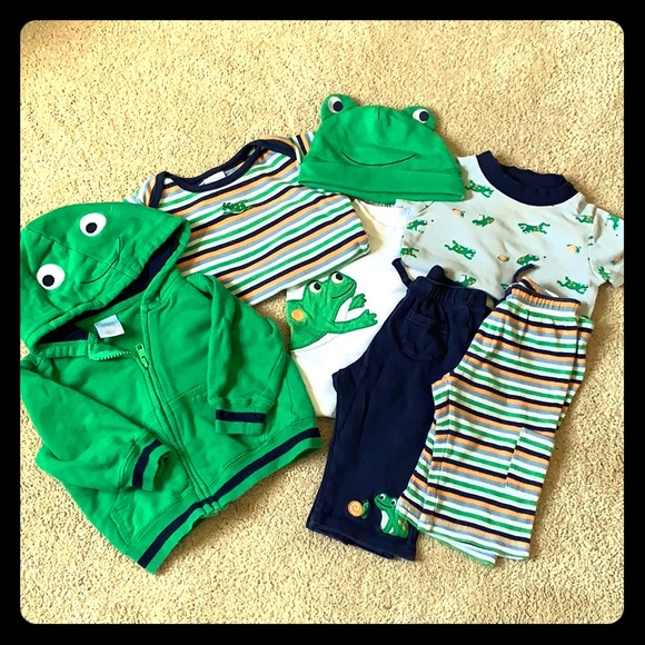 Gymboree Other - Gymboree Little Frog Set 6-12 months